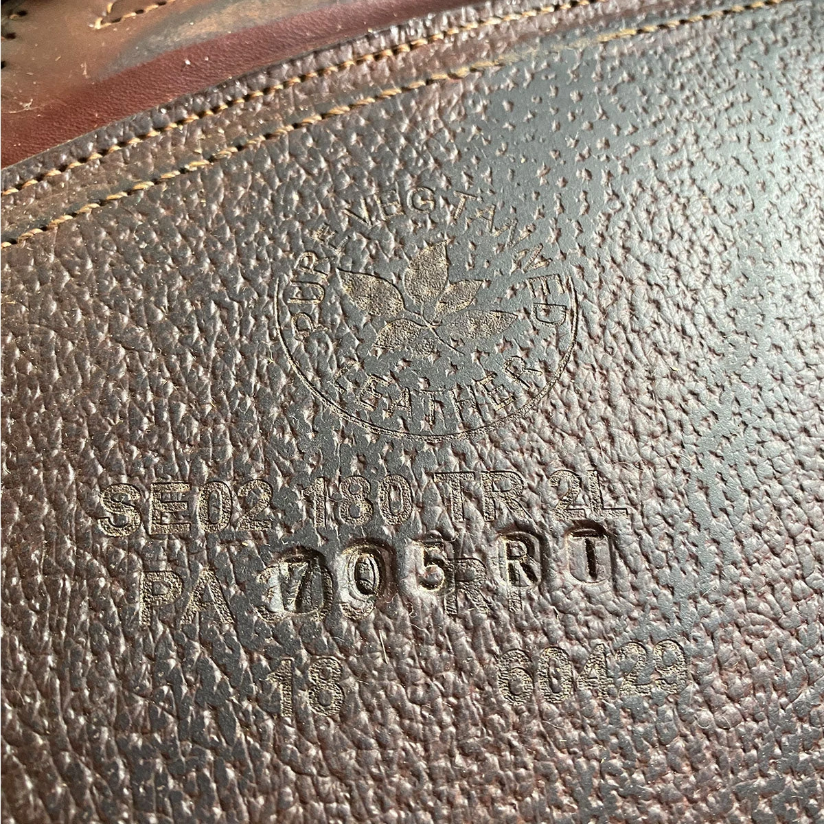 CWD SE02 Medium Deep Seat 18" Used Close Contact Saddle 5 CWD SE02 Medium Deep Seat 18" Used Close Contact Saddle - Image 3