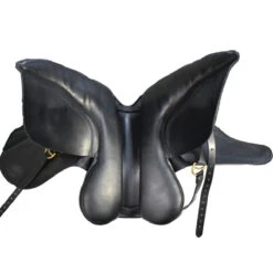 Hulseboss WB4 17.5" Narrow Used Dressage Saddle -Prestige Store D614 btm