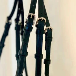 Halter Ego Highland Rolled Leather Anatomical Snaffle Bridle 7 Halter Ego Highland Rolled Leather Anatomical Snaffle Bridle -Prestige Store Halter.Ego Highland.Rolled.Leather.Anatomical.Snaffle.Bridle 3